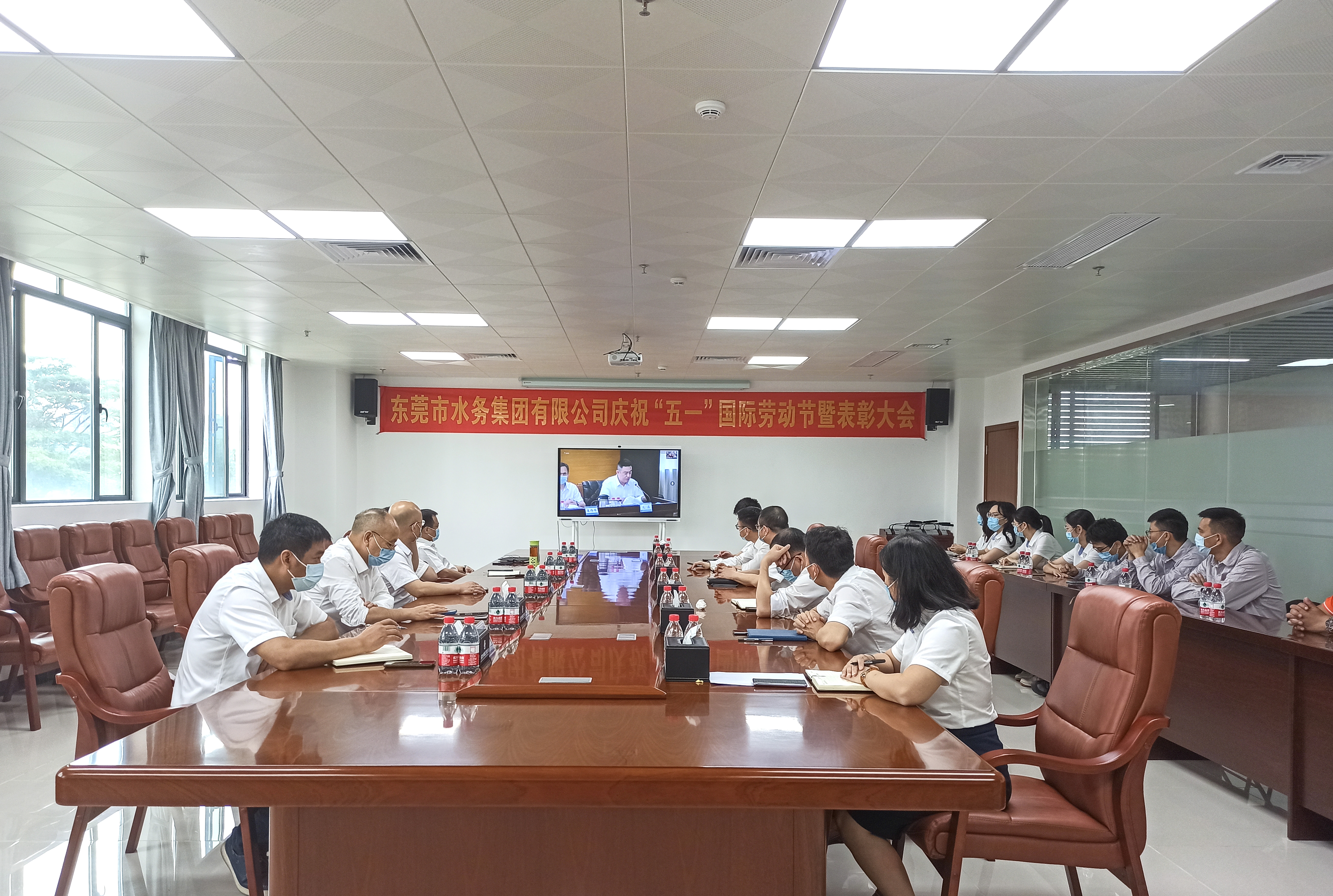 工程公司会议现场2.jpg