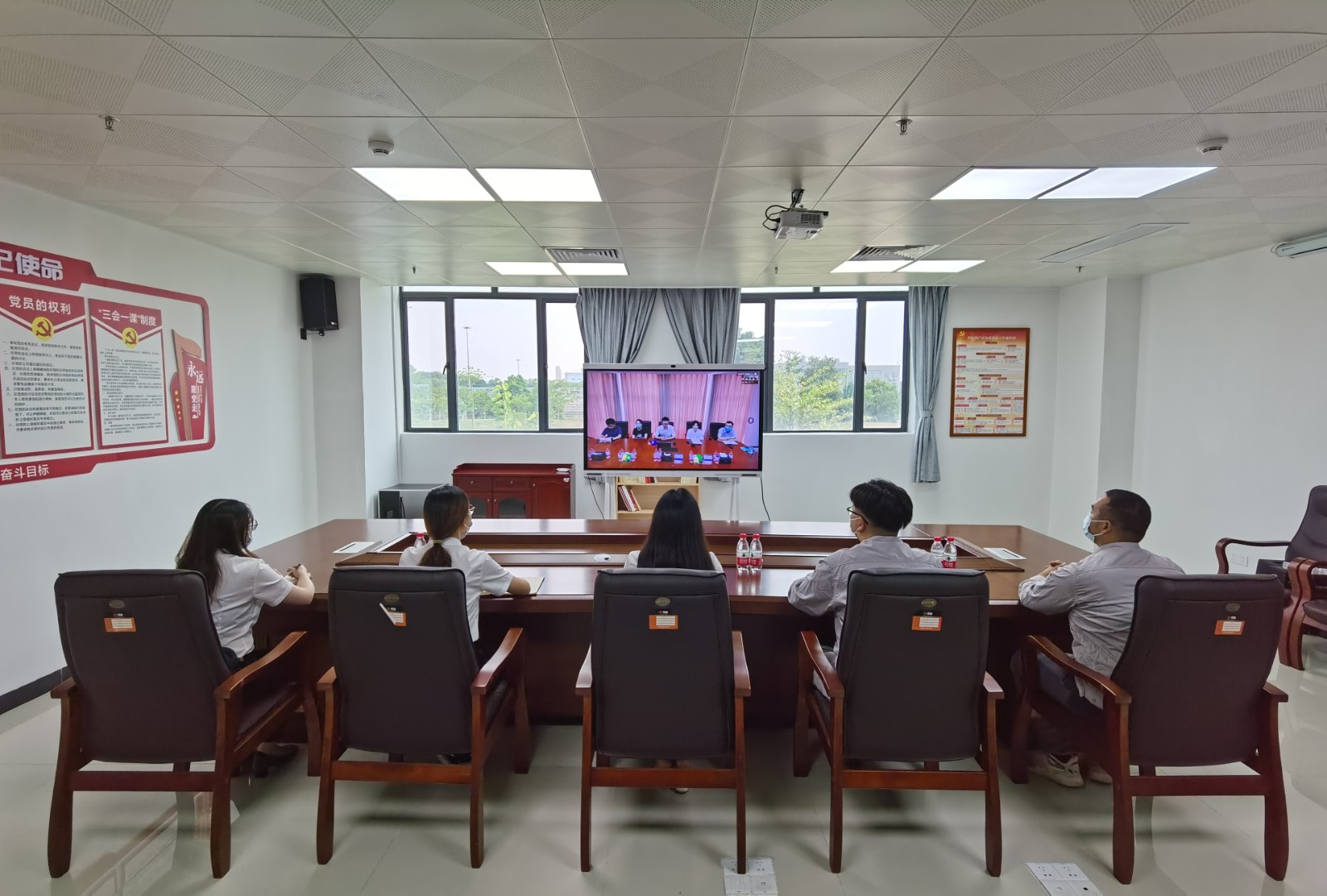 图注：6个会场实况图6.jpg