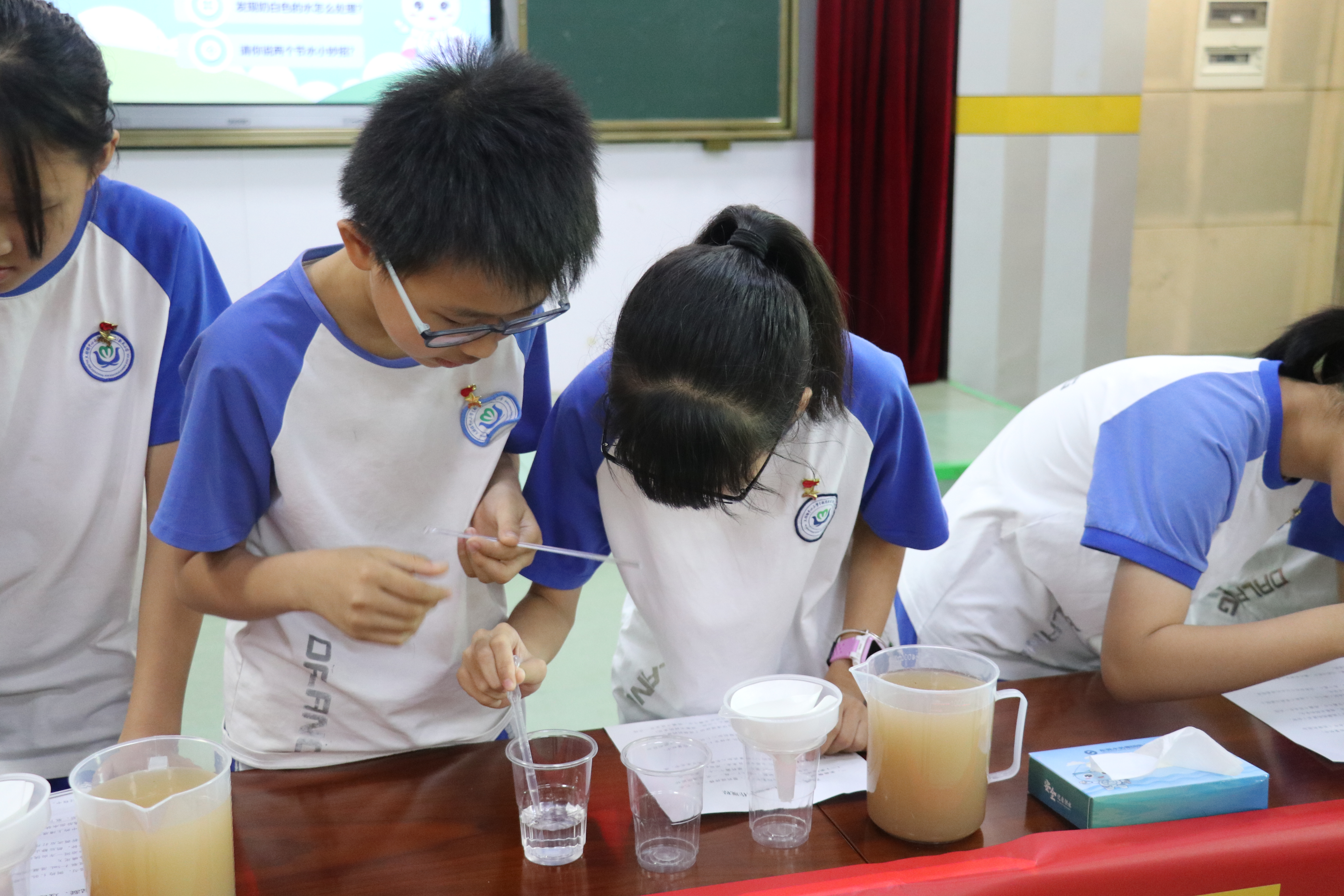 8.大朗镇新民小学.JPG