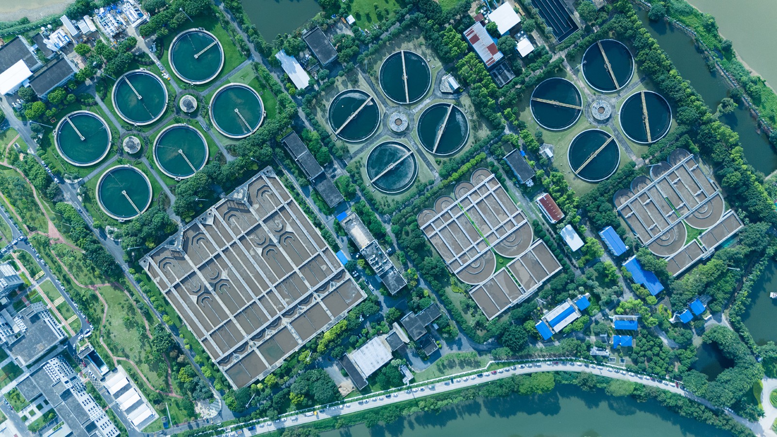 市区厂3small.jpg 市区厂3small.jpg